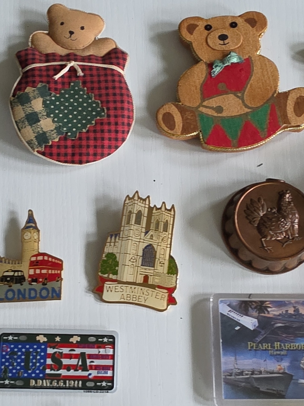 Assorted Decorative Kitchen Magnets - Picture 4 of 5